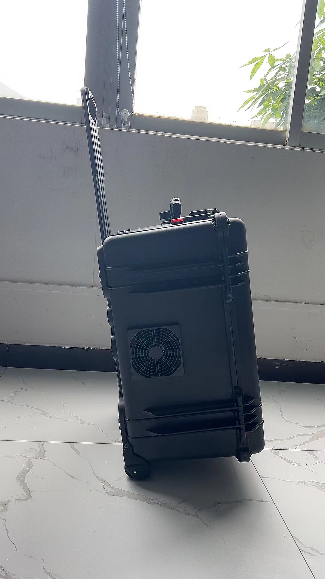 咸宁手拉箱型移动通信干扰器